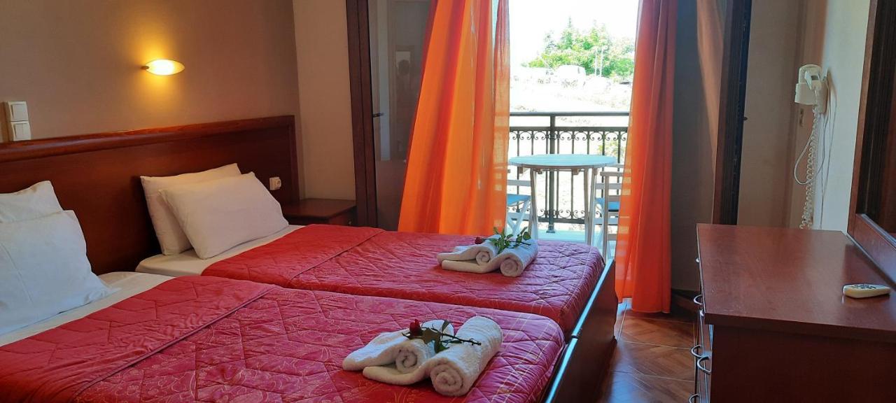 Nikos Aparthotel